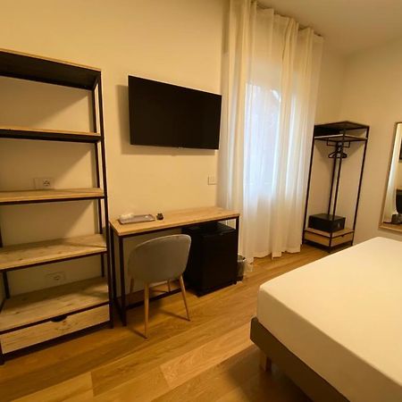 Foresteria Dansi Varèse Extérieur photo