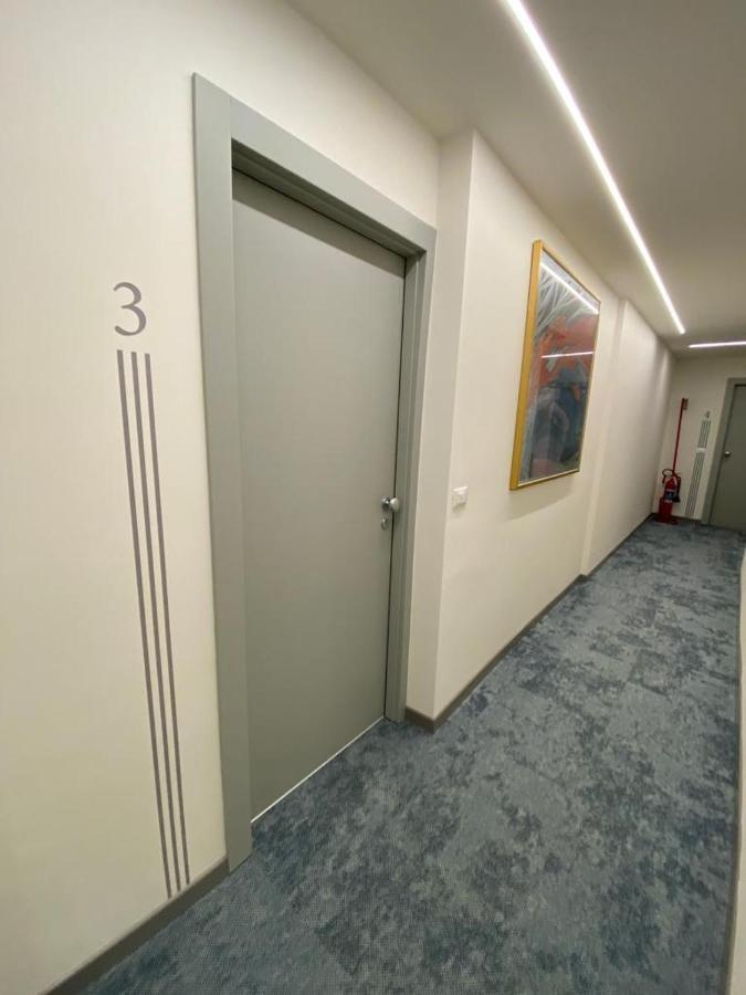 Foresteria Dansi Varèse Extérieur photo